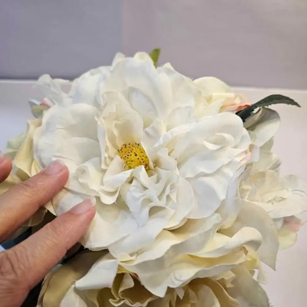 Artificial Rose Flower Arrangement in Teal Vase